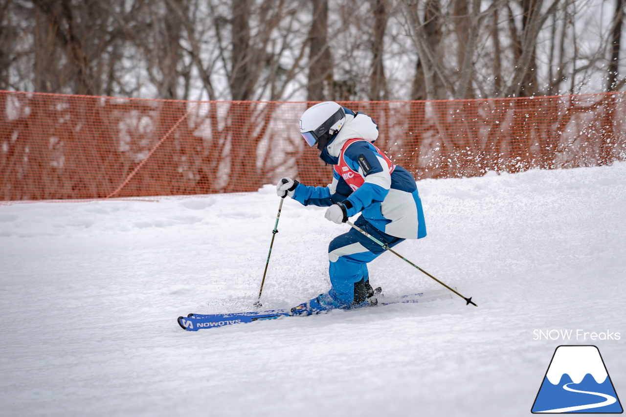なんと約10年ぶりの「技術選」撮影?! PREMIER SKI ACADEMY presents 『2026プレミアカップ・スキー技術選』レポート！｜朝里川温泉スキー場